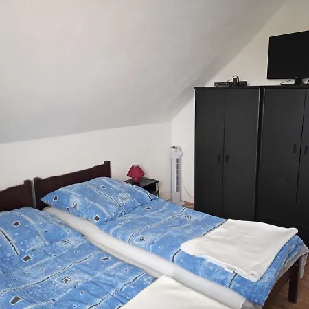 Borostyan Vendeghaz Balatonkeresztur