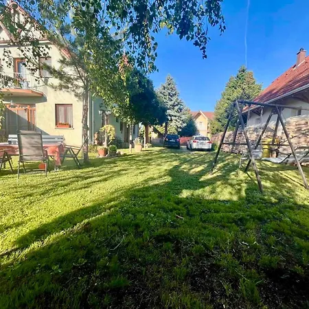 Apartamento Borostyán